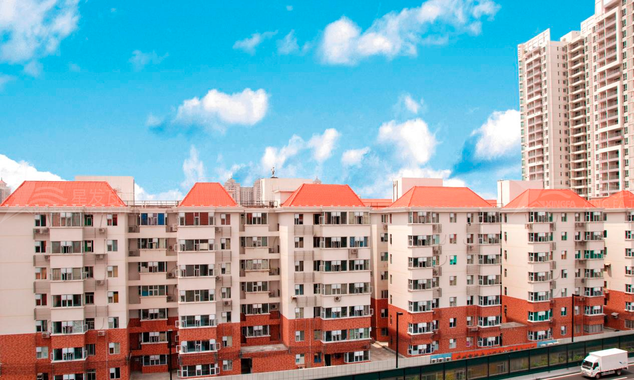 平改坡工程用合成樹(shù)脂瓦的優(yōu)勢，不僅僅是提升城市形象那么簡(jiǎn)單！